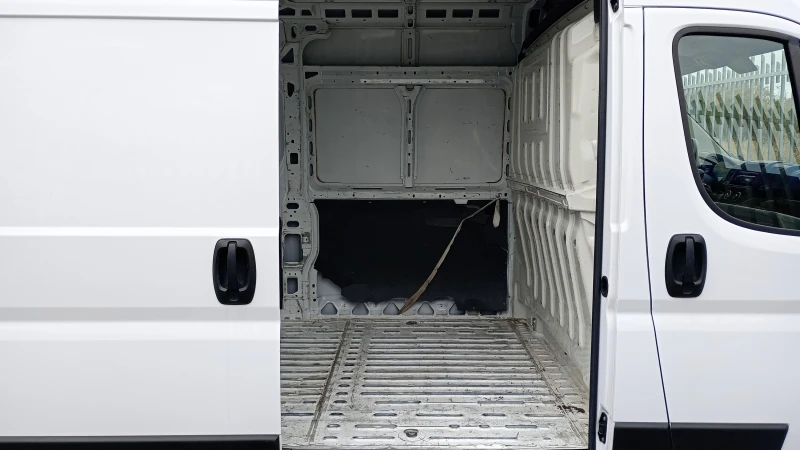 Citroen Jumper 2.2Blue HDI 140 B.H.P., снимка 6 - Бусове и автобуси - 52127405