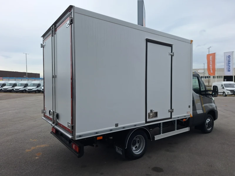 Iveco Daily 35C18, снимка 4 - Бусове и автобуси - 53441002