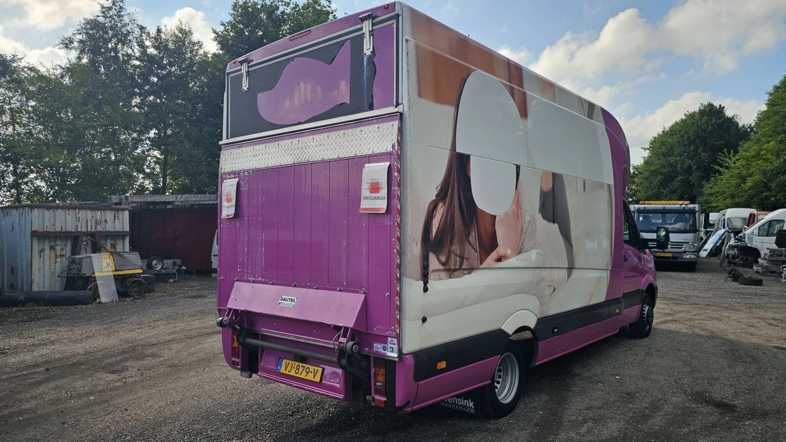 Mercedes-Benz Sprinter 516  двойна гума Б Категория L435/h235/205 - изображение 4