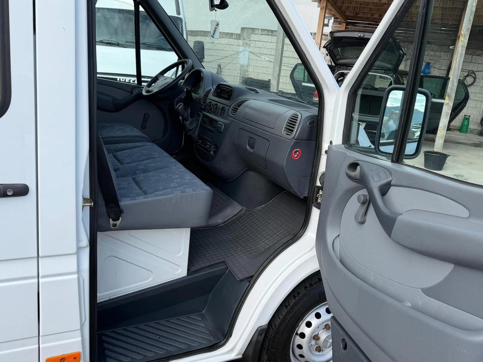 Mercedes-Benz Sprinter 316 2.7CDI 160K.S KLIMA ������ | Mobile.bg � ����������� 11