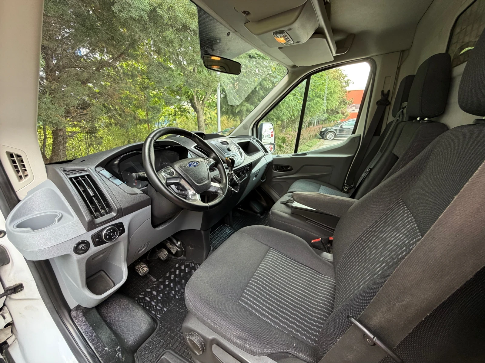 Ford Transit Като нов!, снимка 9 - Бусове и автобуси - 55148351