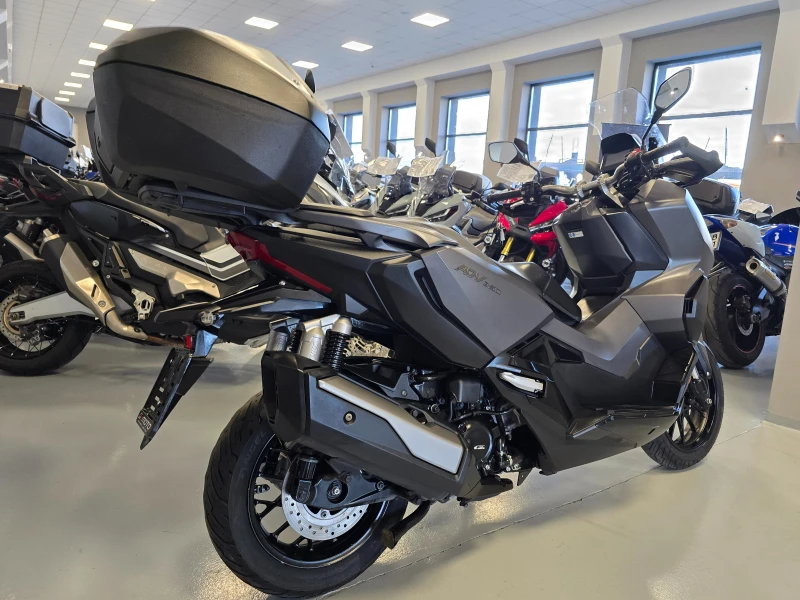 Honda X-ADV 350ie, ABS-TCS, Smart Case, 2023г., снимка 3 - Мотоциклети и мототехника - 51845962