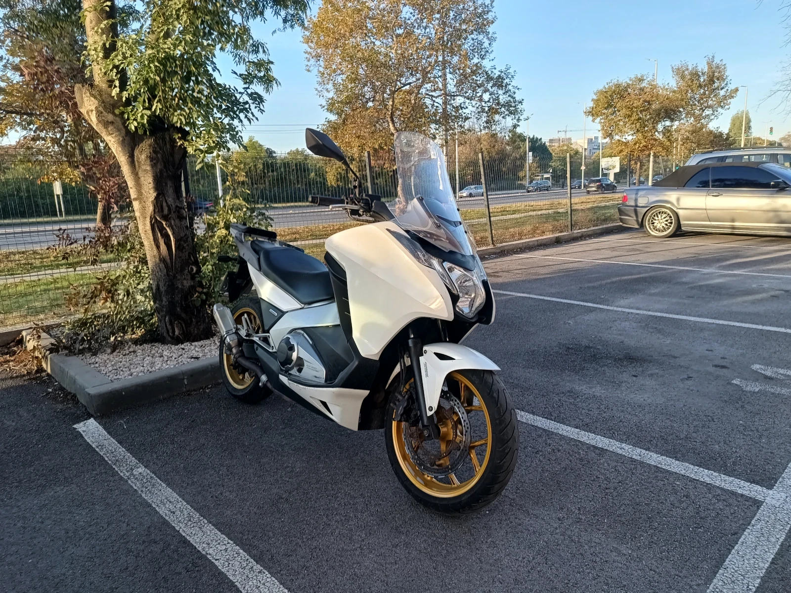 Honda Integra 700