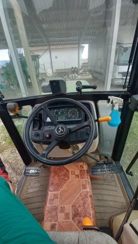 Трактор John Deere 5515Ф, снимка 12