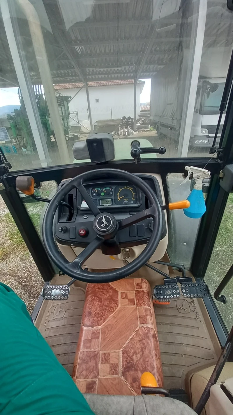 Трактор John Deere 5515Ф, снимка 13 - Селскостопанска техника - 47336930