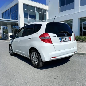 Honda Jazz АВТОМАТИК  ФЕЙСЛИФТ 1.4 100ps 170000км. КАТО НОВА , снимка 4