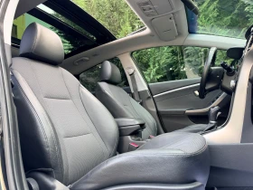 Hyundai I30 1.6CRDI PREMIUM PANORAMA NAVI KOJA KEYLESS-GO FULL, снимка 12