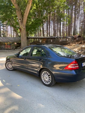     Mercedes-Benz C 180 2.0 129  111 