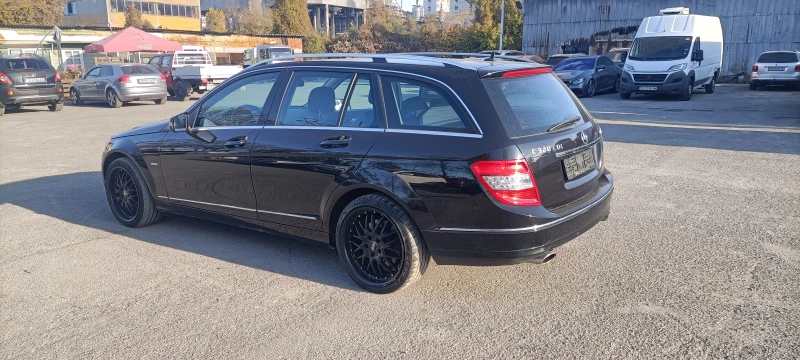 Mercedes-Benz C 320 4MATIC, снимка 8 - Автомобили и джипове - 45453946