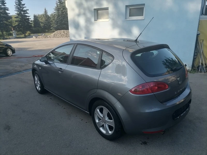 Seat Leon 1.6 газ Германия, снимка 4 - Автомобили и джипове - 46502622