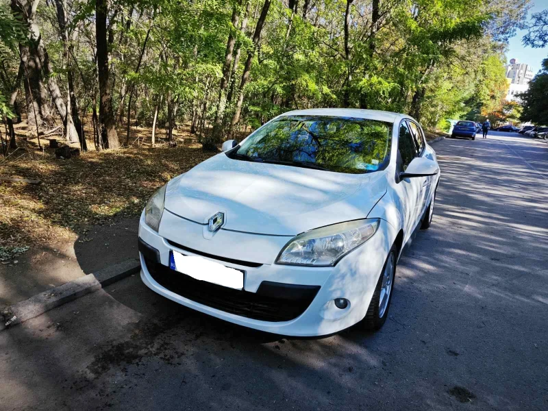 Renault Megane Renault Megane III 1.6 16V (100 кс), снимка 2 - Автомобили и джипове - 47491297