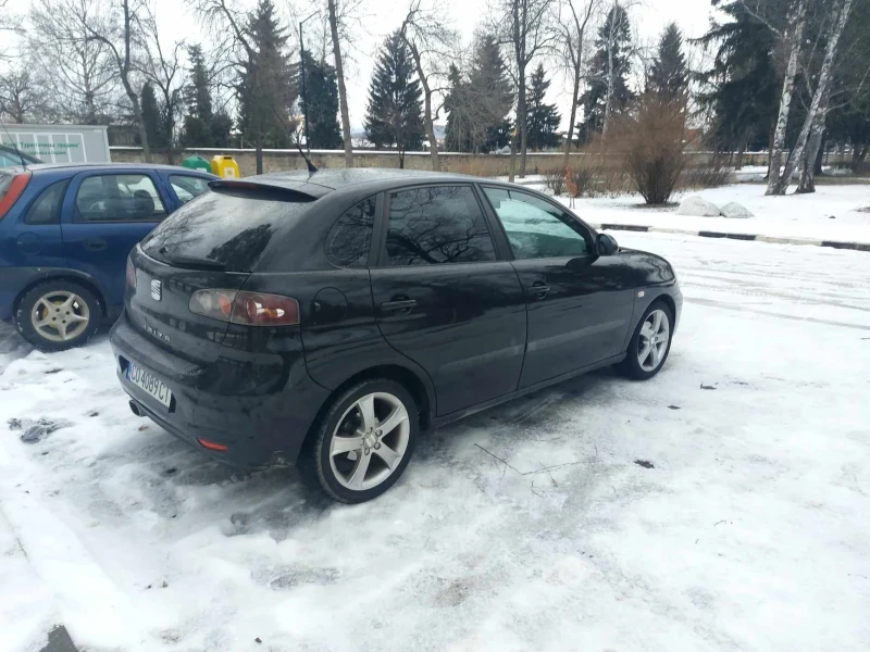 Seat Ibiza 1.4, снимка 15 - Автомобили и джипове - 48044811