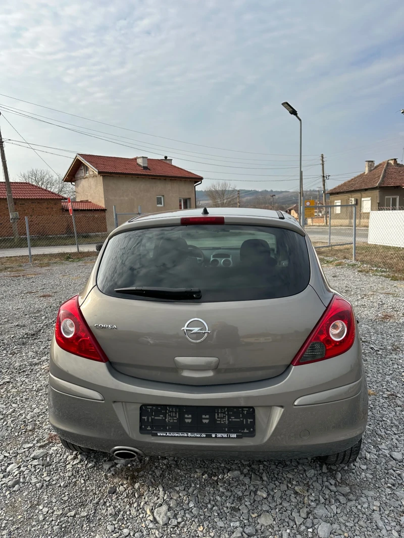 Opel Corsa 1.4i Facelift EURO5, снимка 6 - Автомобили и джипове - 48586287