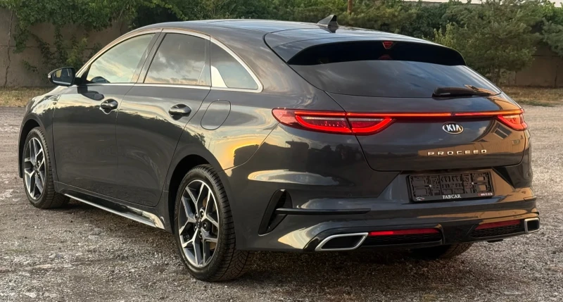 Kia Pro ceed GT Line * Panorama * Нови гуми, снимка 2 - Автомобили и джипове - 52451990