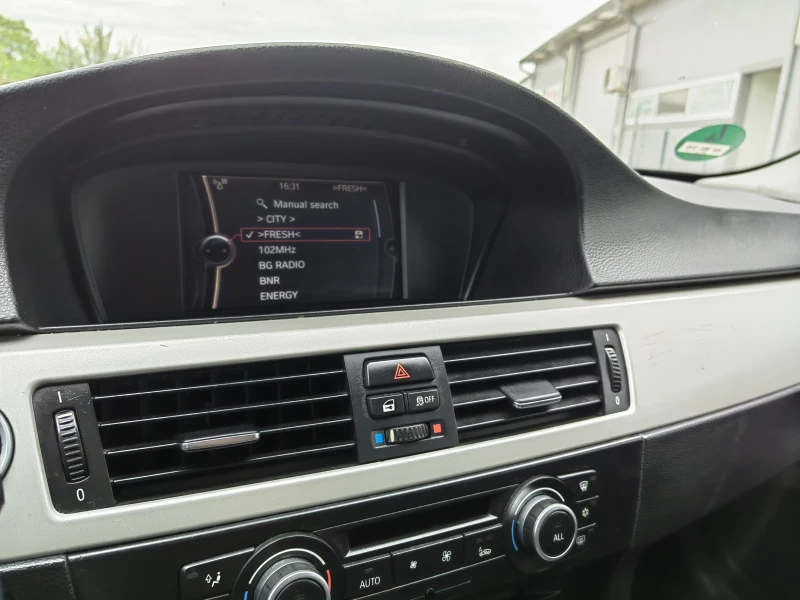 BMW 318 Фейс/навигация , снимка 13 - Автомобили и джипове - 52486596