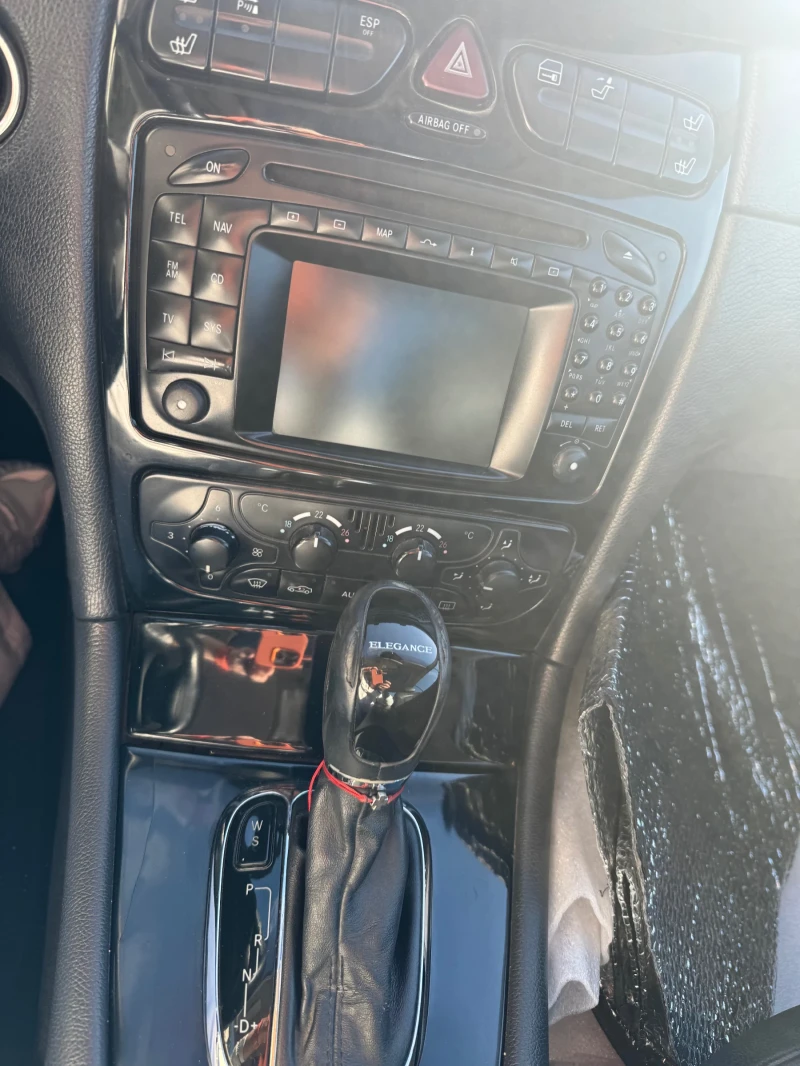 Mercedes-Benz CLK, снимка 12 - Автомобили и джипове - 52394761