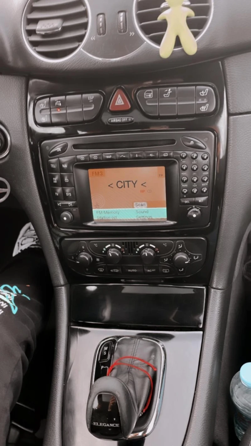 Mercedes-Benz CLK, снимка 4 - Автомобили и джипове - 52394761