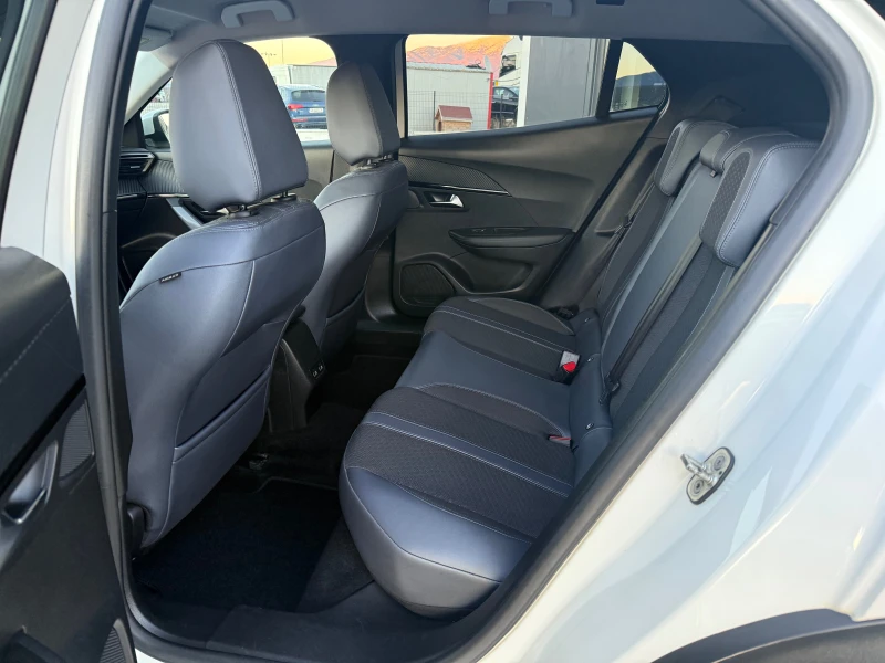 Peugeot 2008 1.5 hdi Бяла перла Собствен лизинг !!!, снимка 10 - Автомобили и джипове - 52929990