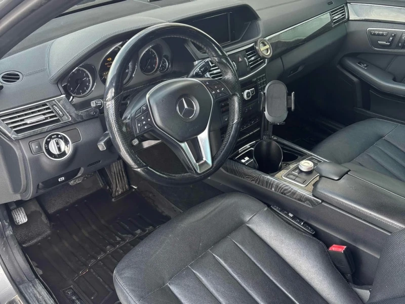 Mercedes-Benz E 500 * 550 * CARFAX * БЕЗ ПЪРВОНАЧАЛНА ВНОСКА, снимка 5 - Автомобили и джипове - 53273126