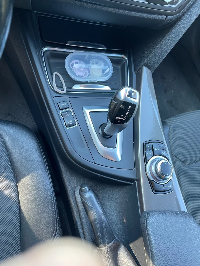 BMW 318 2000 d, снимка 10 - Автомобили и джипове - 53496020