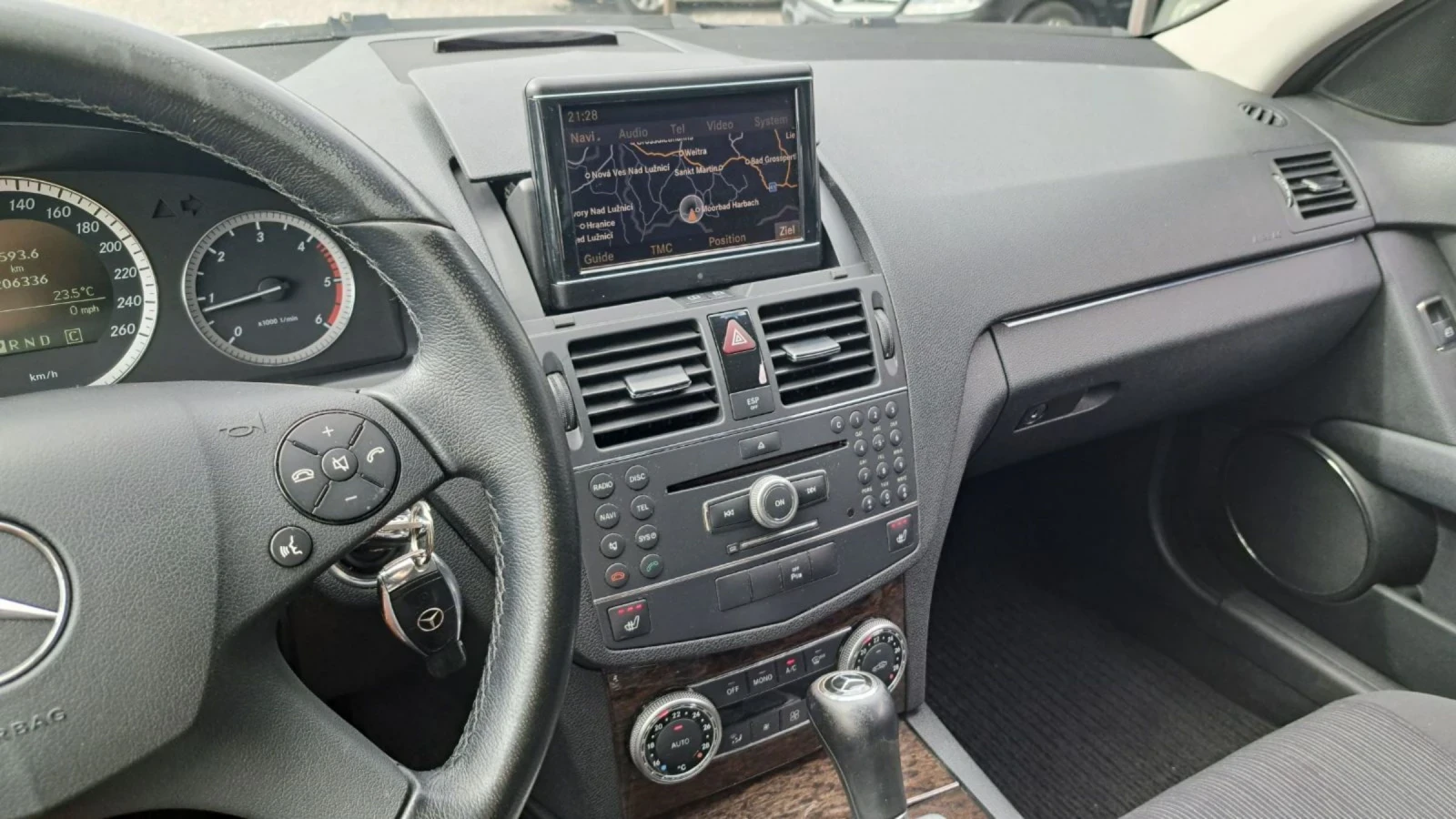 Mercedes-Benz C 220 CDI AUTOMAT NOV VNOS GERMANY | Mobile.bg — изображение 11