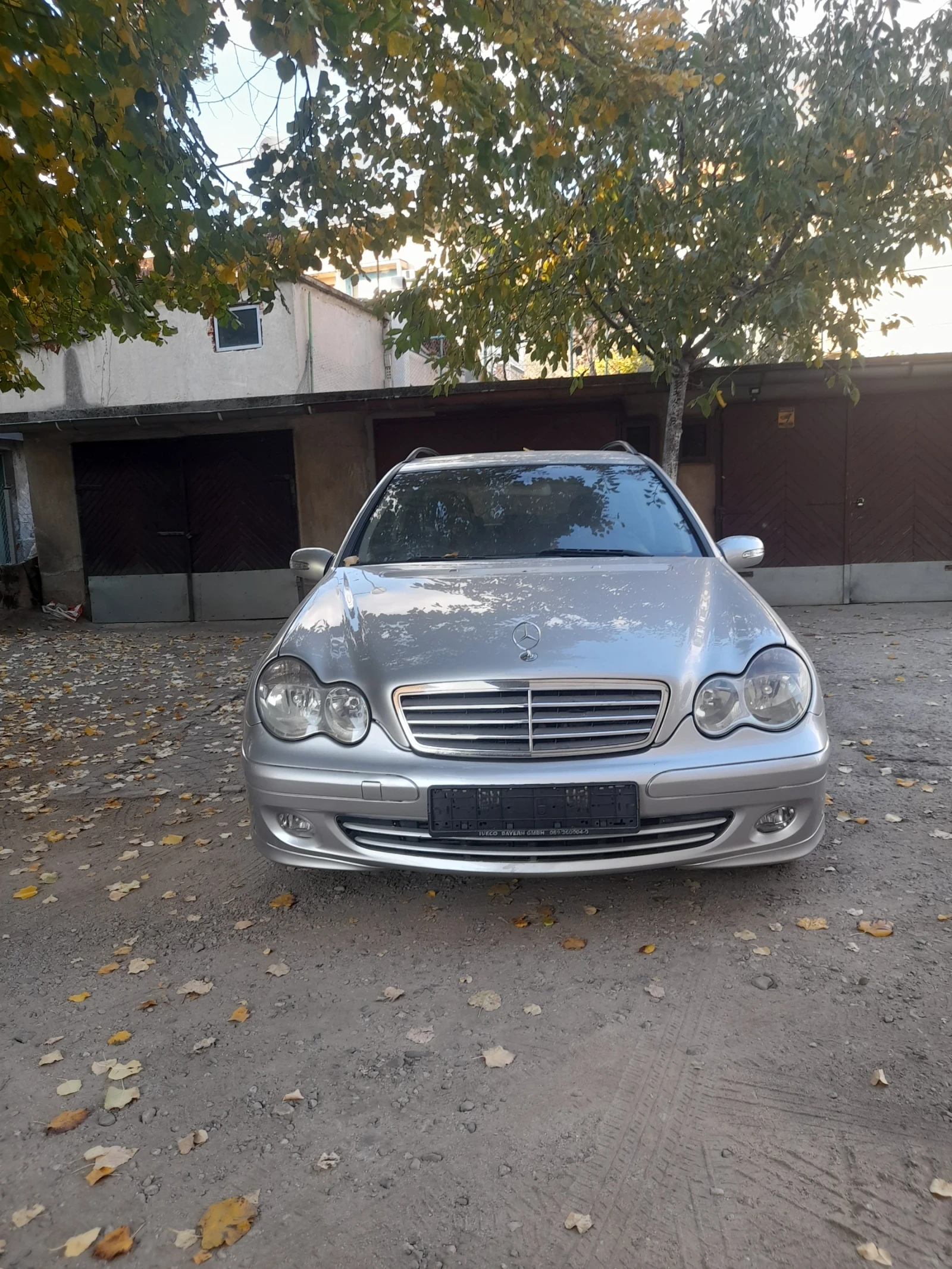 Mercedes-Benz C 220 220 - изображение 2
