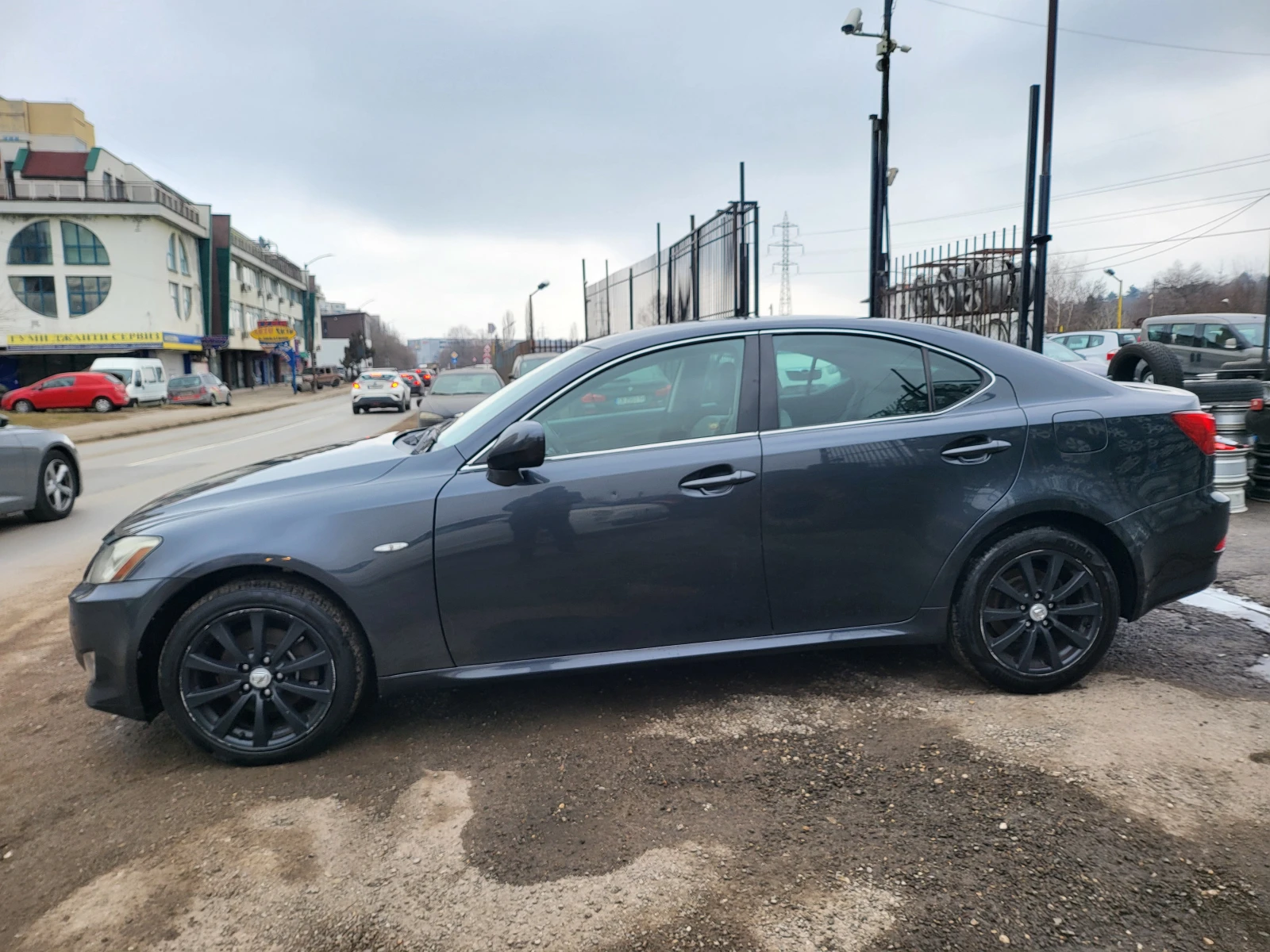 Lexus IS 220d 2.2d Luxury  | Mobile.bg   11