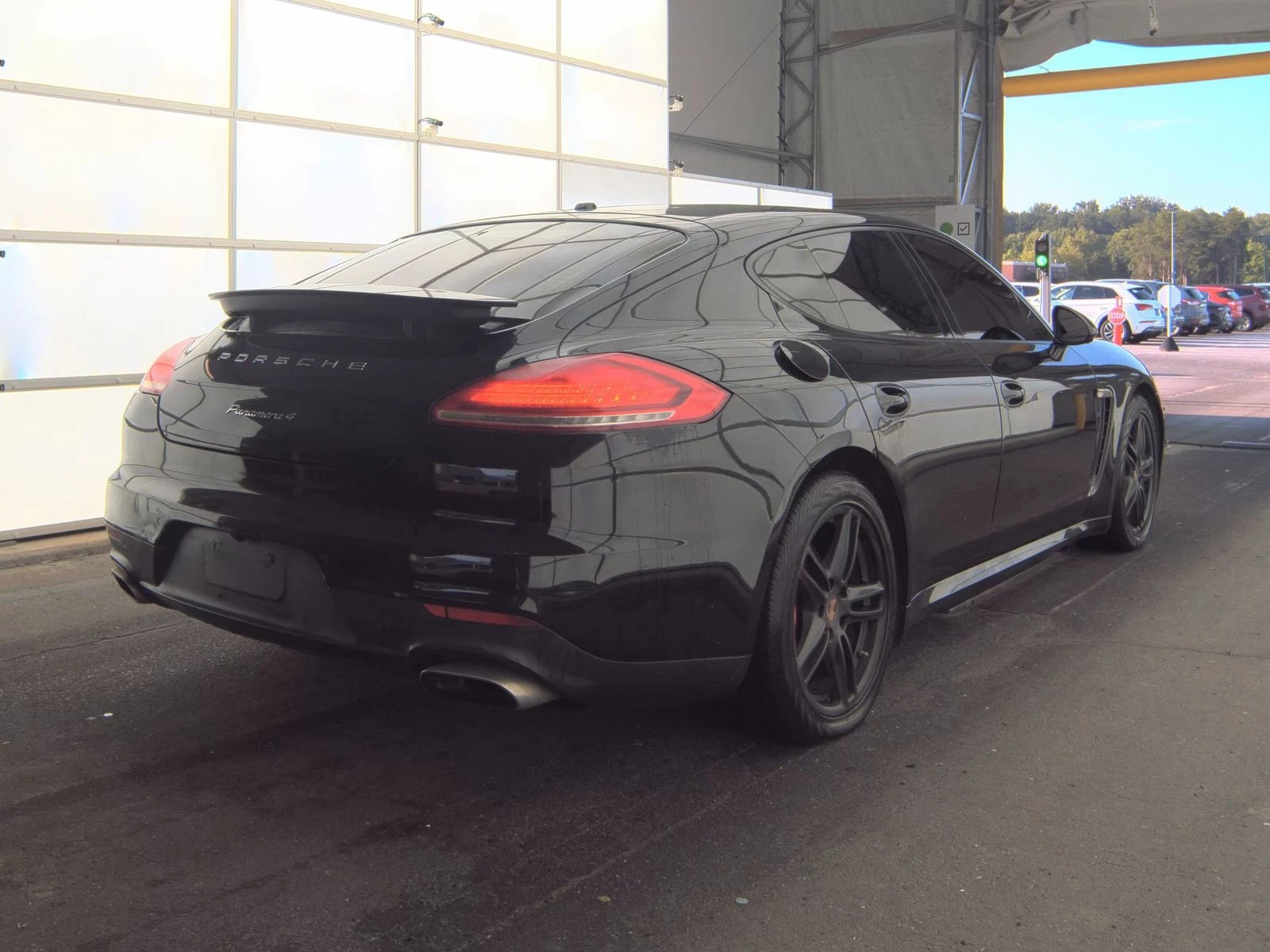 Porsche Panamera 4* BI-XENON* LANE ASSIST* ОБДУХ* ПОДГРЕВ* BOSE* KE - изображение 7
