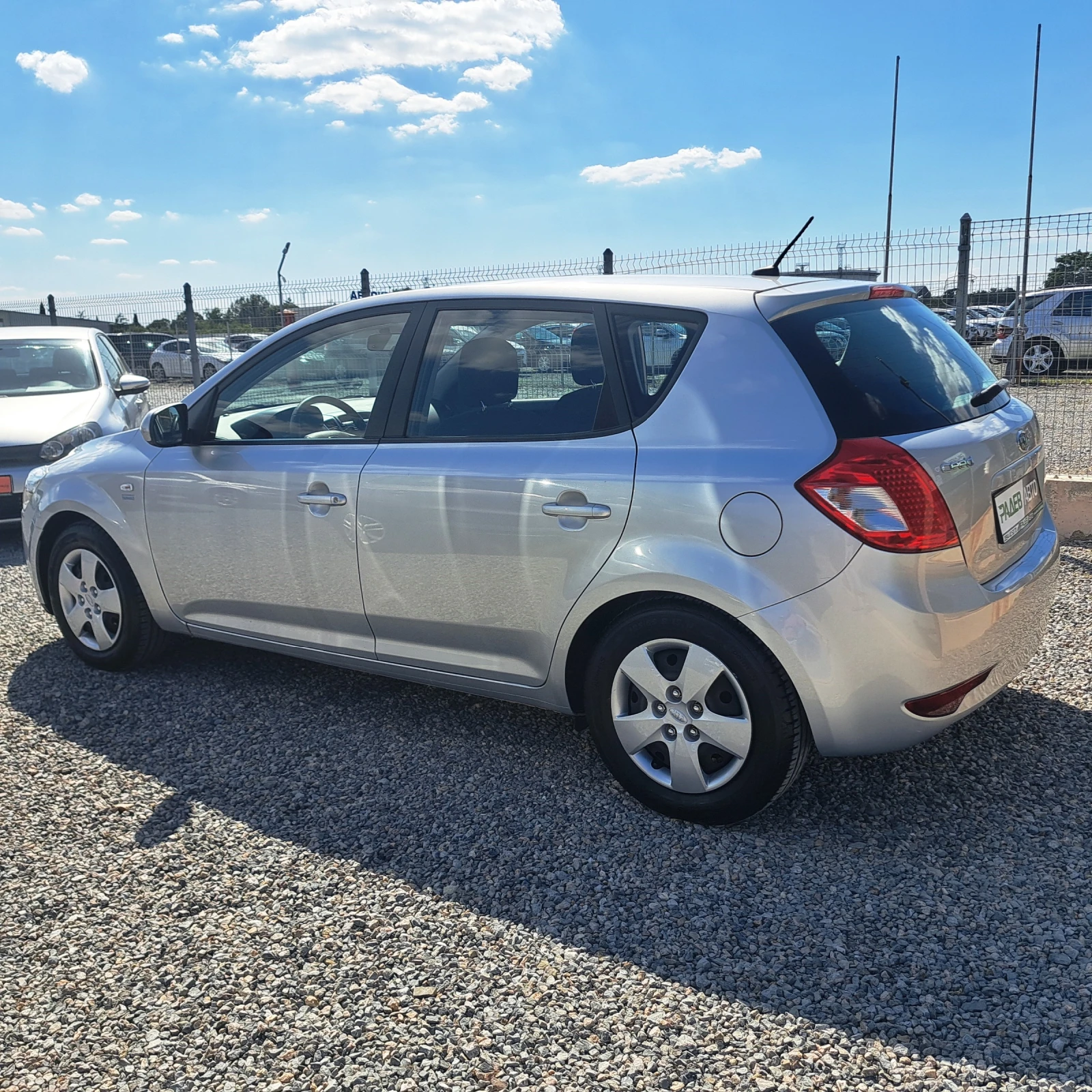 Kia Ceed 1.4i* 90Hp* Евро5* Подгрев* Отлична!*  - изображение 4