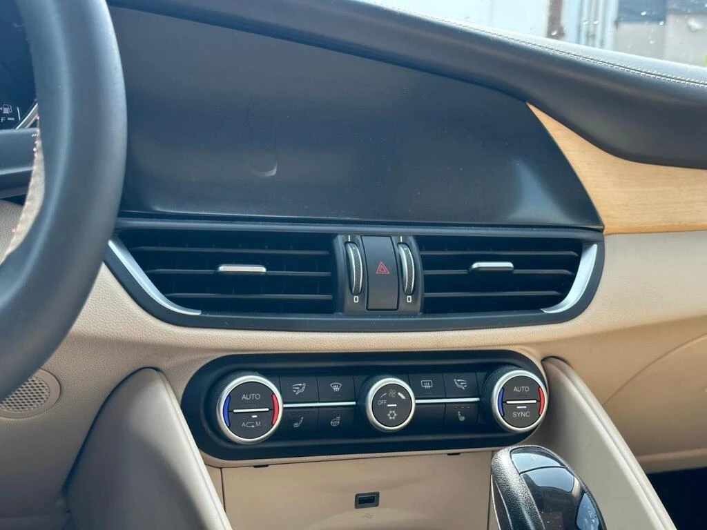 Alfa Romeo Giulia TI | Mobile.bg   12