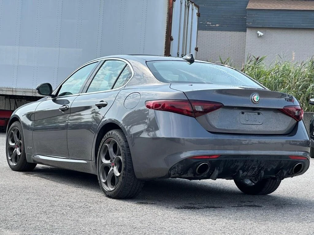 Alfa Romeo Giulia TI - изображение 3
