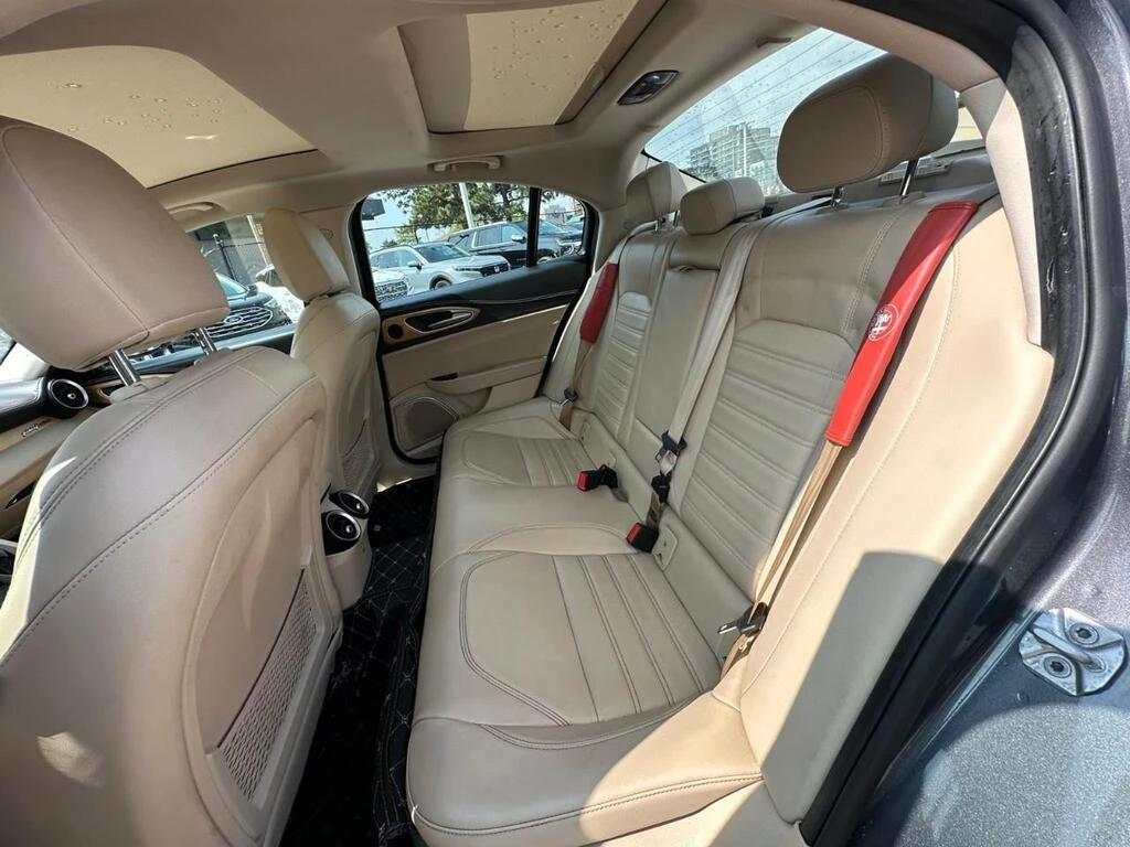 Alfa Romeo Giulia TI | Mobile.bg   11