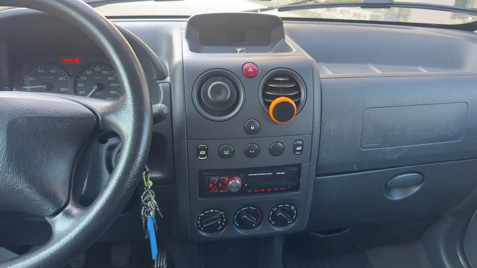 Peugeot Partner 1.4i 86HP NEW!!  - изображение 9