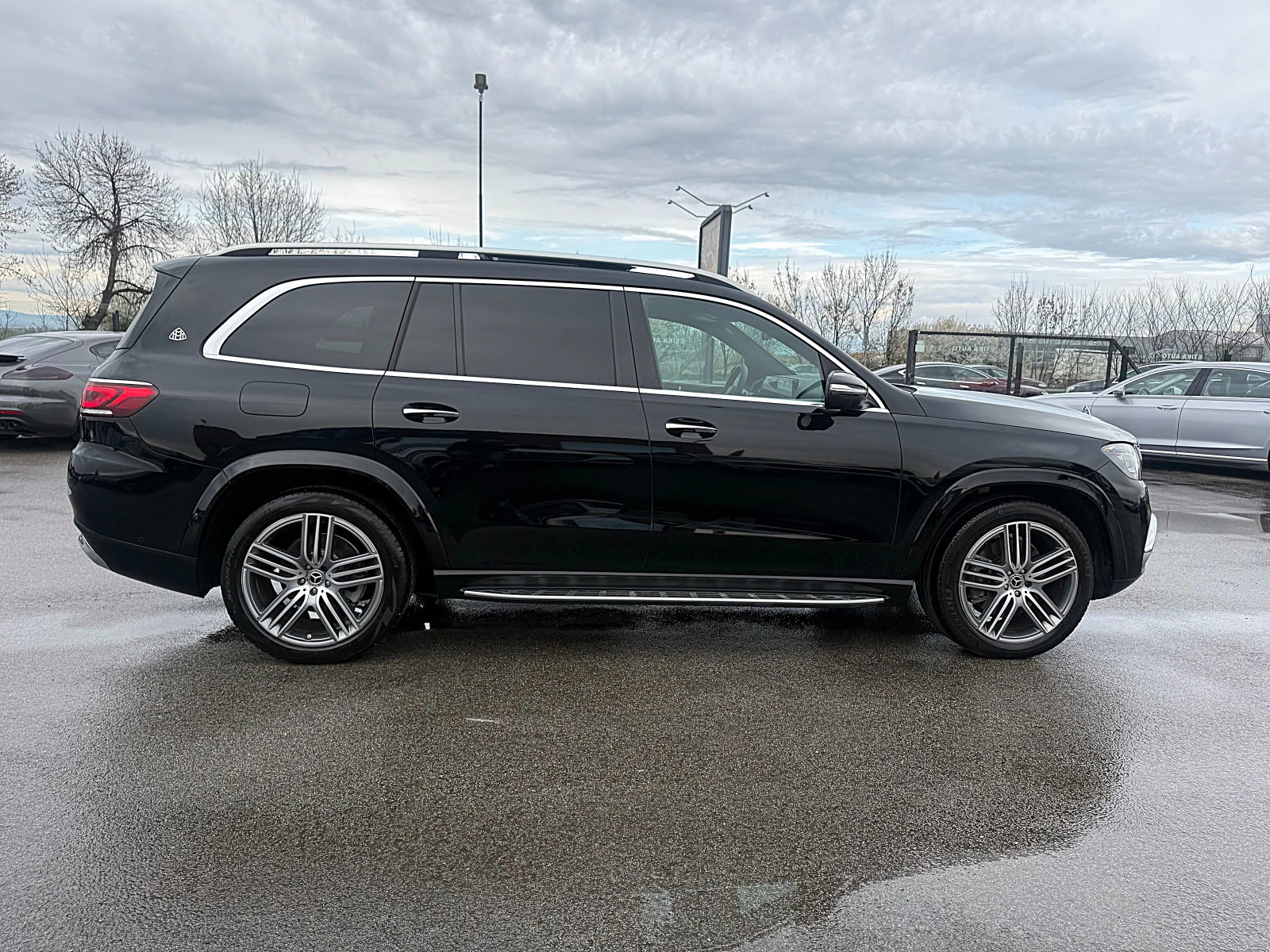 Mercedes-Benz GLS 450 MAYBACH-DISTRONIK-PANORAMA-MONITORI-4x4-ПОДГРЯВАНЕ, снимка 6 - Автомобили и джипове - 52555729