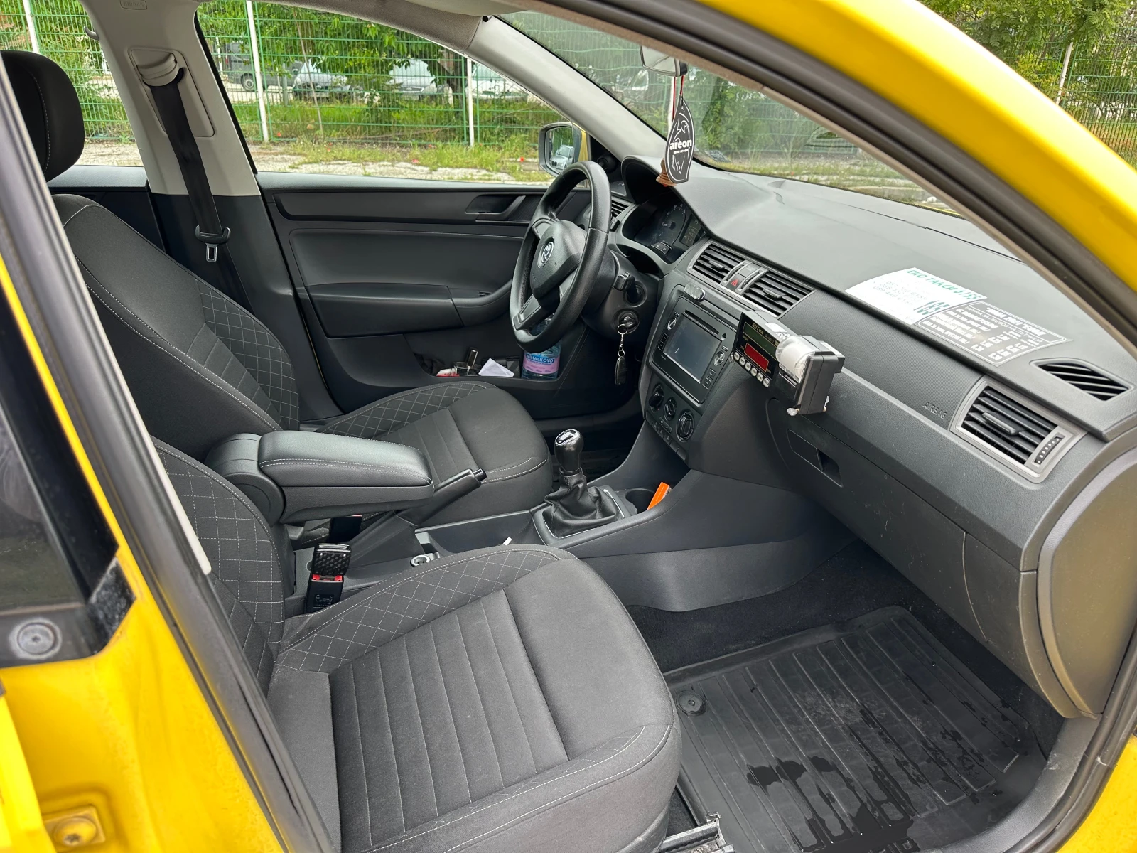 Skoda Rapid 1.2i | Mobile.bg � ����������� 12