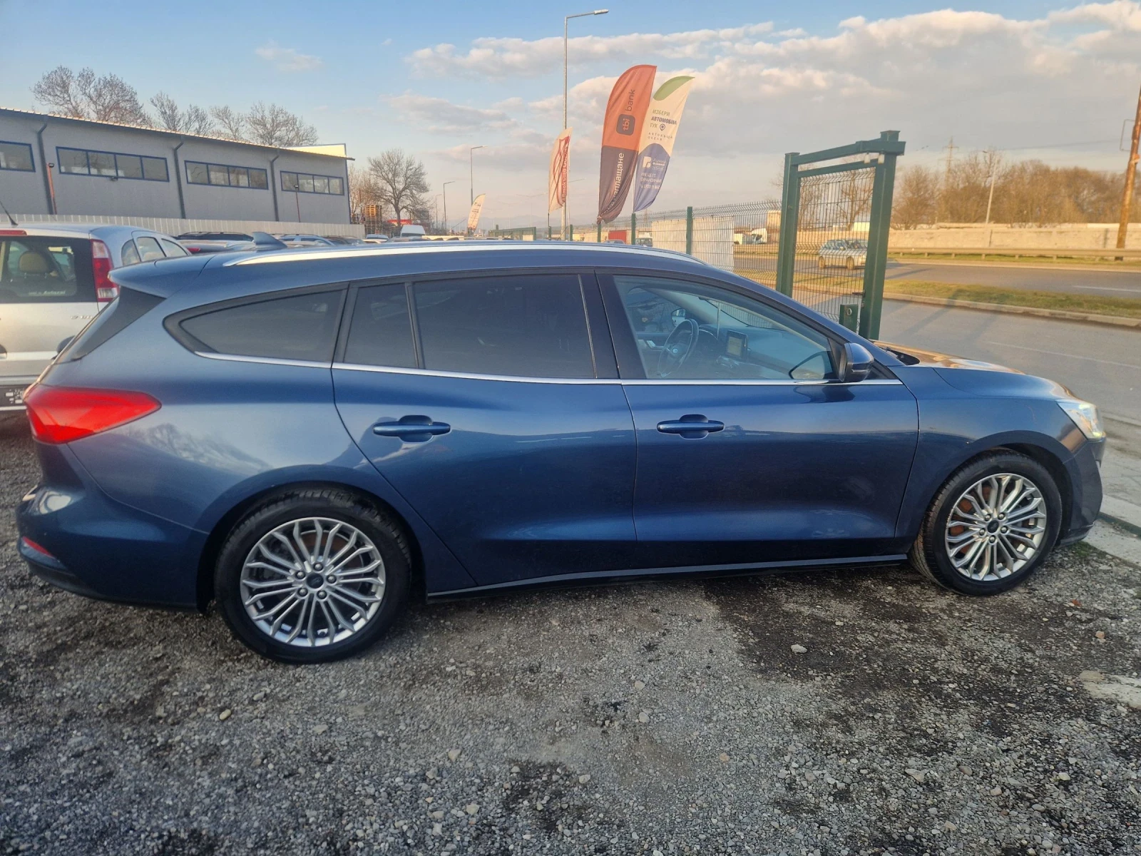 Ford Focus 1.5CDTI 95HP.ITALIA - изображение 8