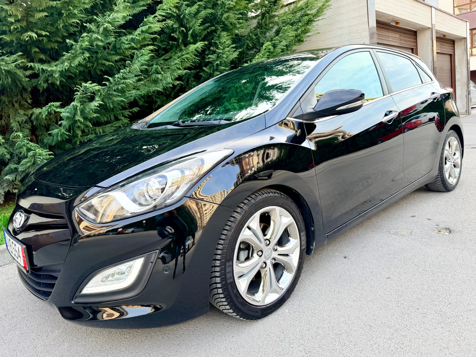 Hyundai I30 1.6CRDI PREMIUM PANORAMA NAVI KOJA KEYLESS-GO FULL