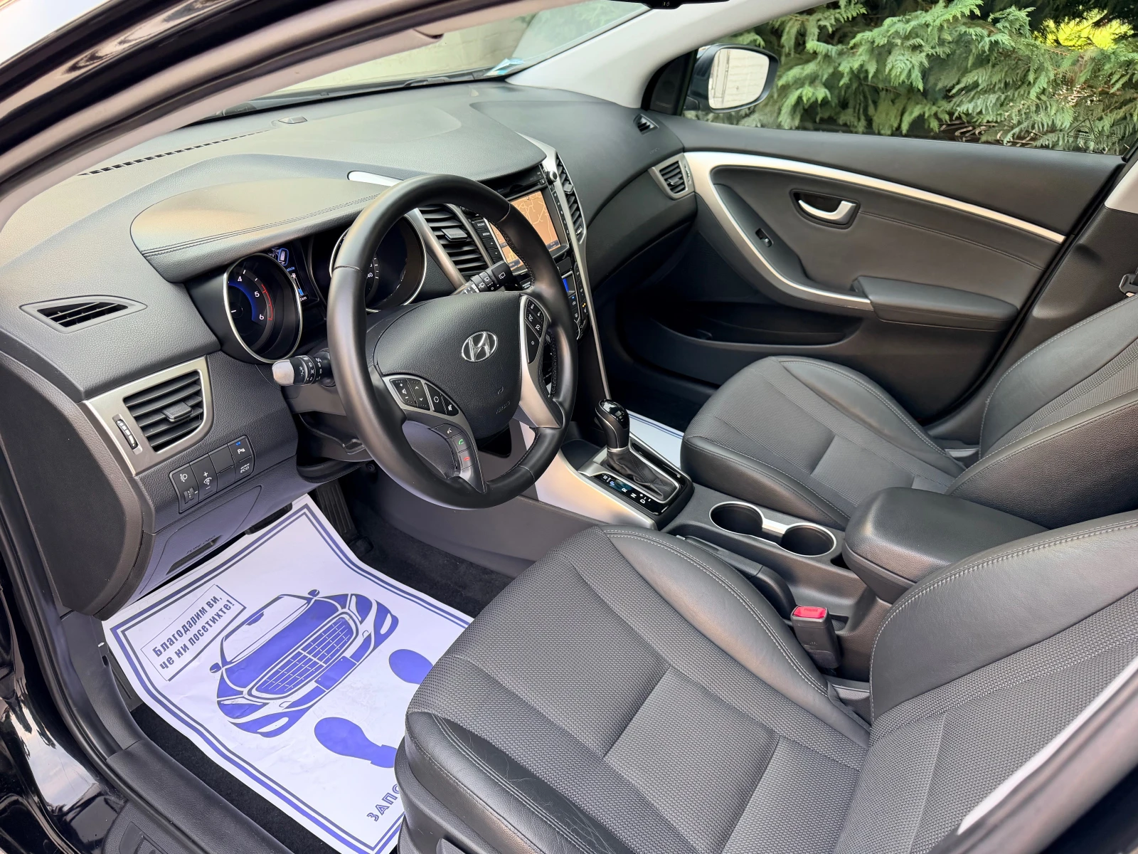 Hyundai I30 1.6CRDI PREMIUM PANORAMA NAVI KOJA KEYLESS-GO FULL, снимка 9 - Автомобили и джипове - 53893069