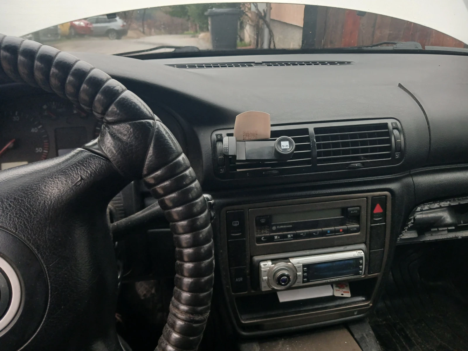 VW Passat, снимка 5 - Автомобили и джипове - 53999691