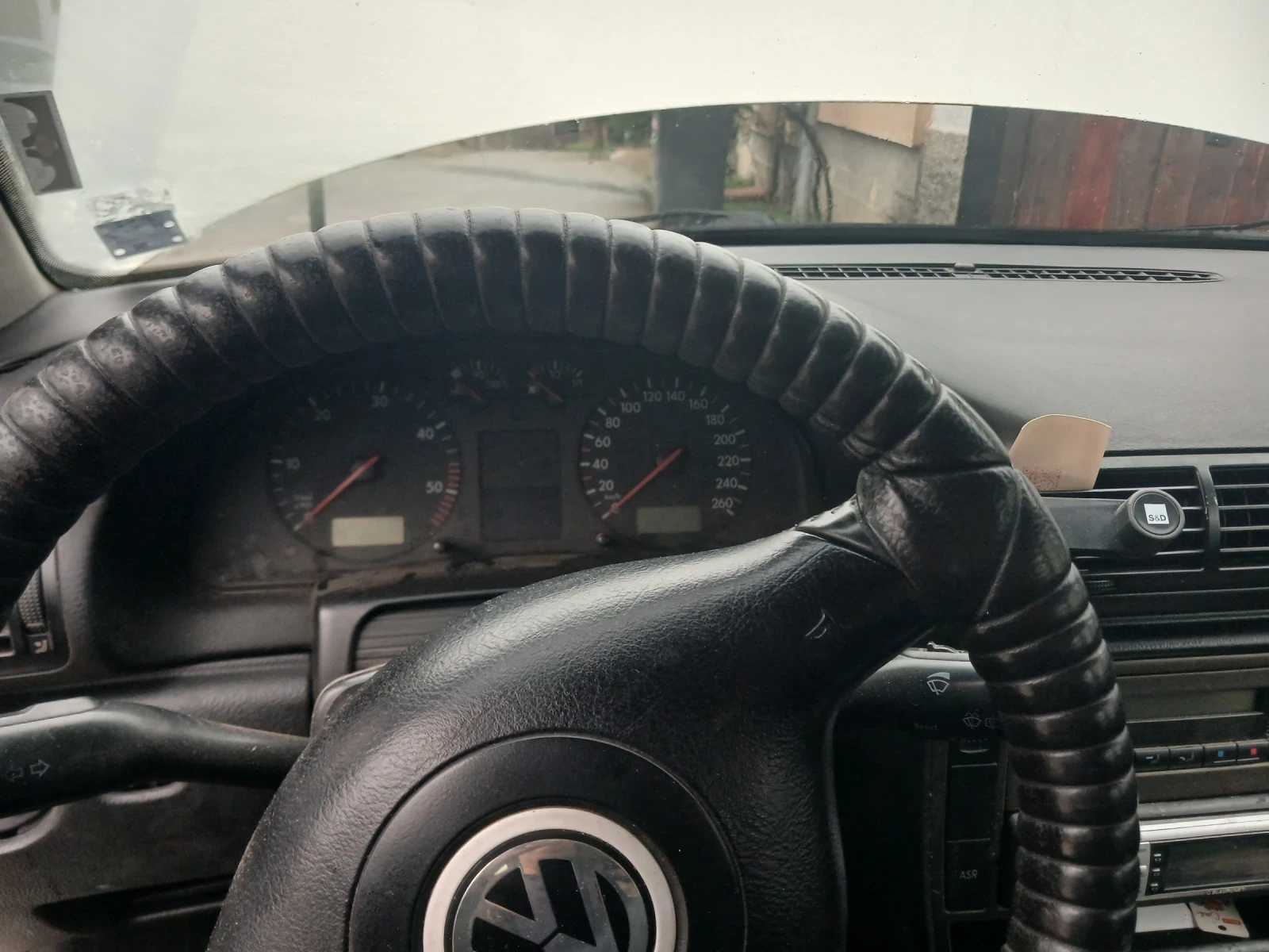 VW Passat, снимка 4 - Автомобили и джипове - 53999691