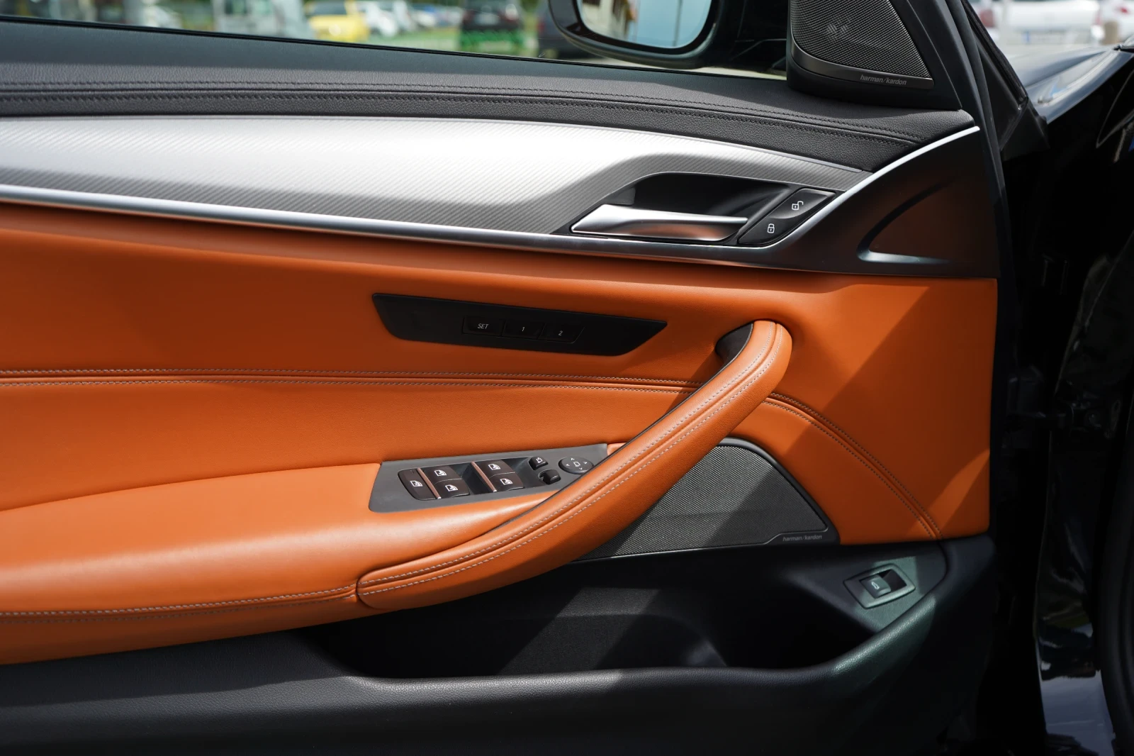 BMW M5 * Drivers Pack* Sports exhaust * HUD* M-Seats* 360 | Mobile.bg � ����������� 7