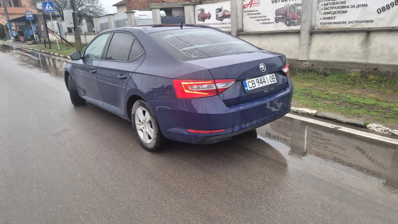Skoda Superb ОБСЛУЖЕНА! БАРТЕР!, снимка 4 - Автомобили и джипове - 54718469
