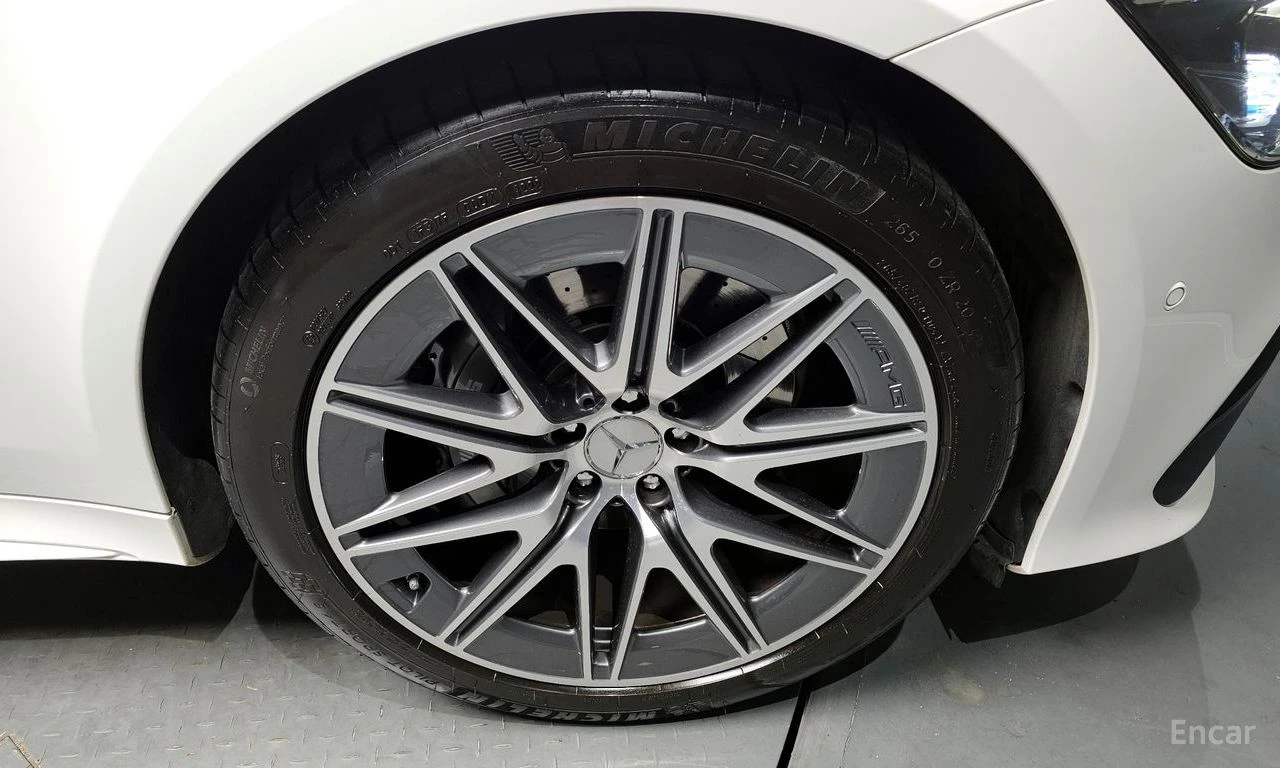 Mercedes-Benz AMG GT 43* 4MATIC+ * 360 КАМЕРА* ОБДУХВАНЕ, снимка 10 - Автомобили и джипове - 54929190