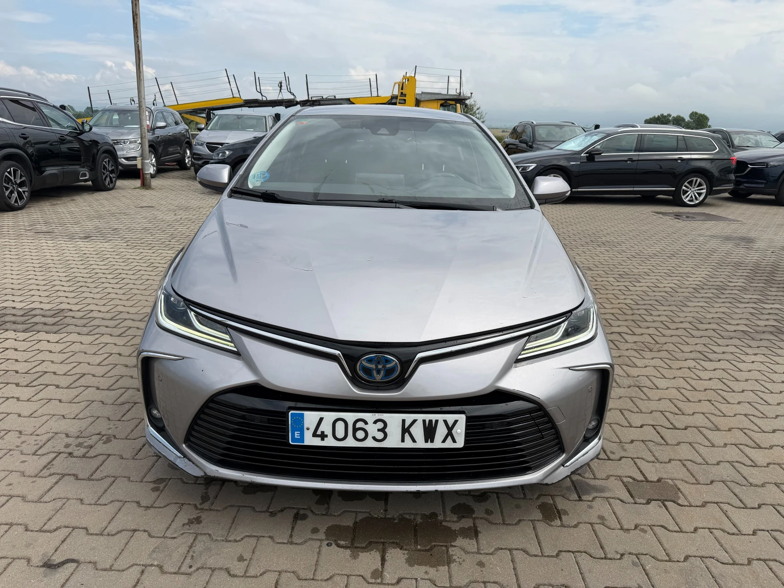 Toyota Corolla 1.2HYBRID AVTOMAT/NAVI/KOJA/KAMERA EURO 6, снимка 3 - Автомобили и джипове - 55030300