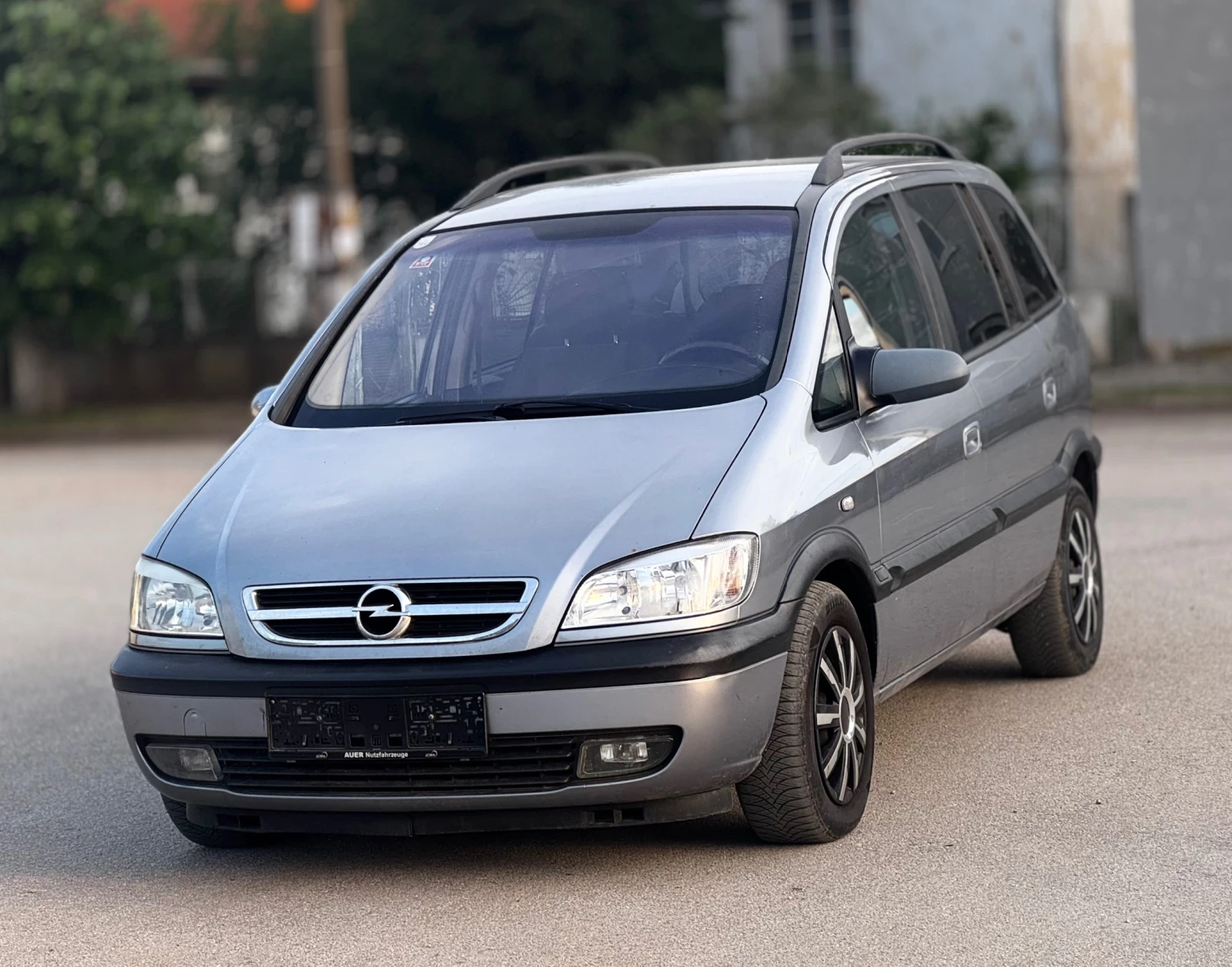 Opel Zafira 2.0DTI 101кс