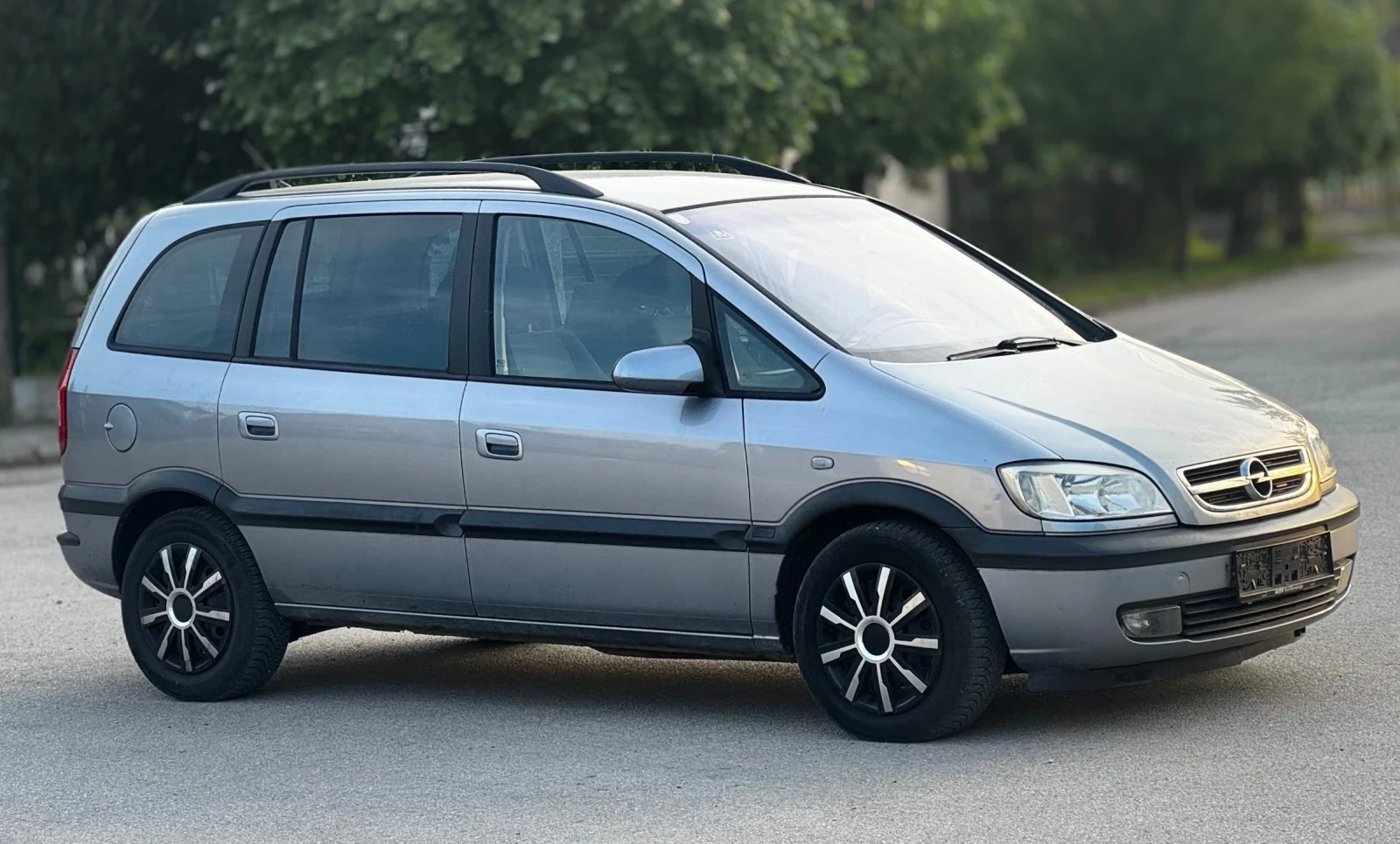 Opel Zafira 2.0DTI 101кс, снимка 7 - Автомобили и джипове - 55195196