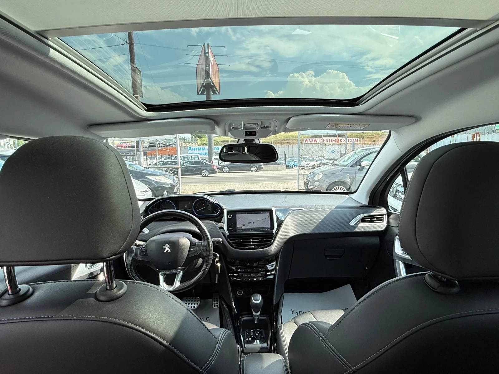 Peugeot 2008 1.2 i 110k.c. Euro6B, снимка 11 - Автомобили и джипове - 55445992