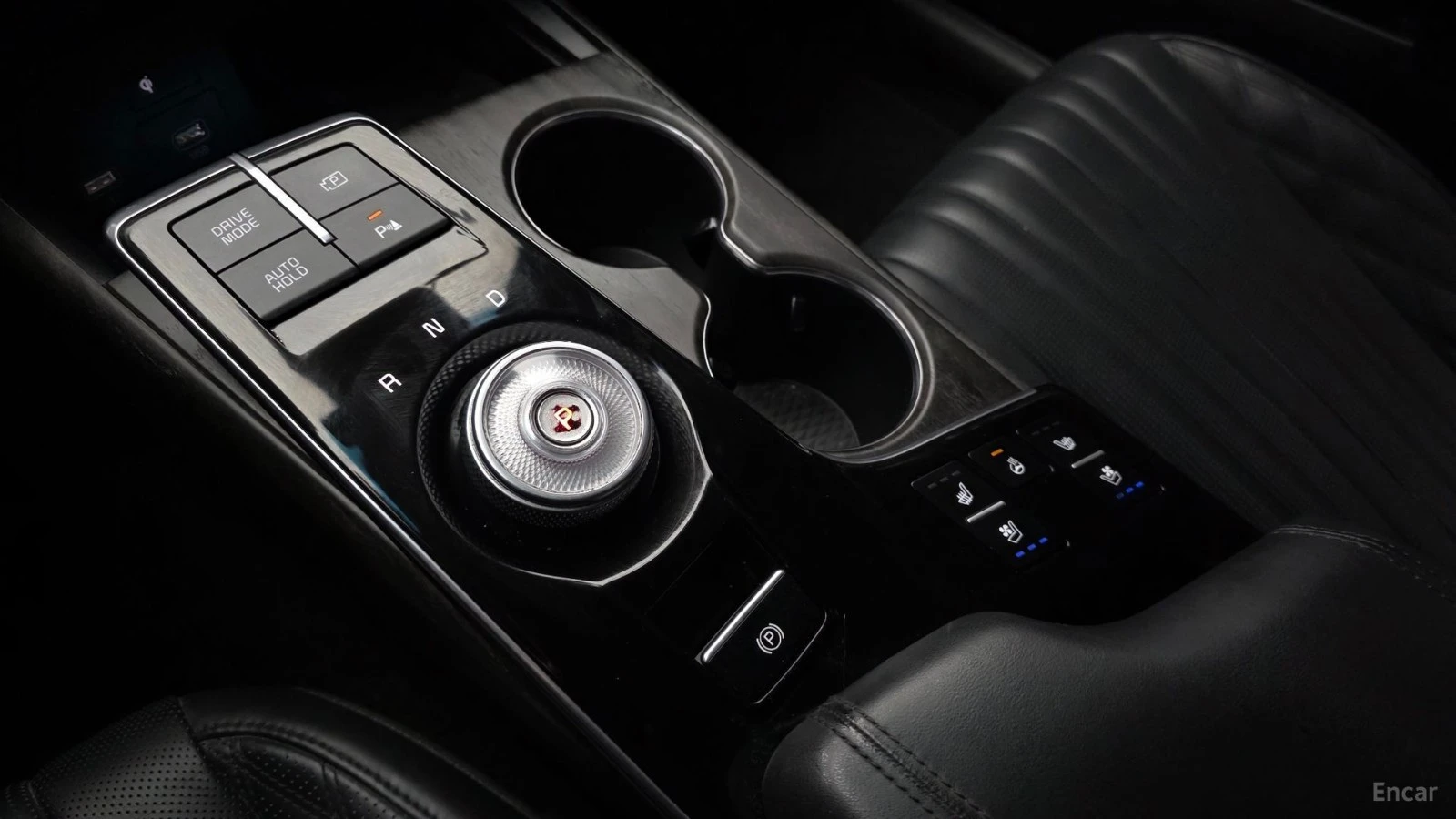 Kia K8 SIGNATURE/DIGITAL/360CAMERA/DRIVE-ASSISTS, снимка 13 - Автомобили и джипове - 55446879