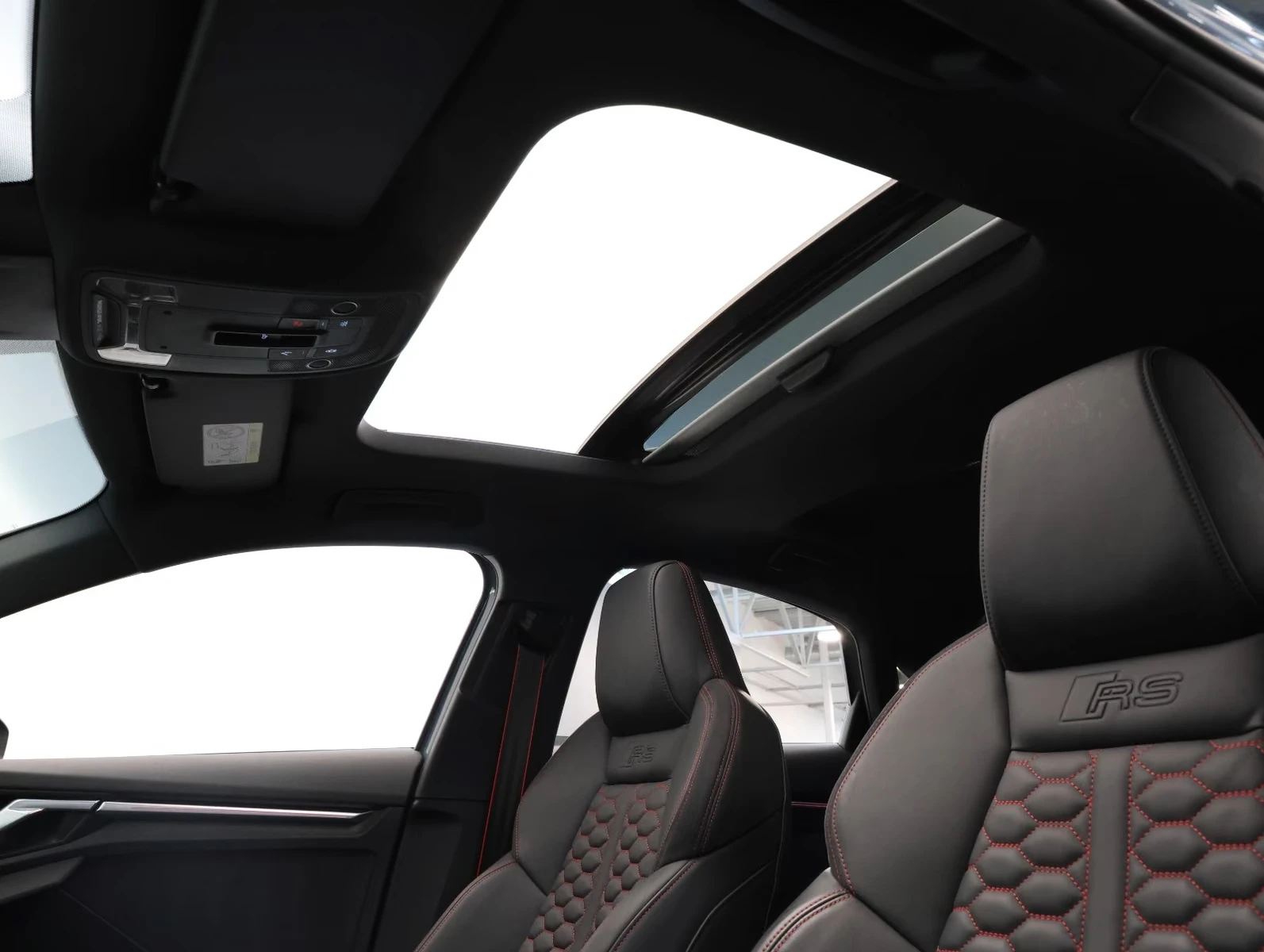Audi Rs3, снимка 13 - Автомобили и джипове - 56484679