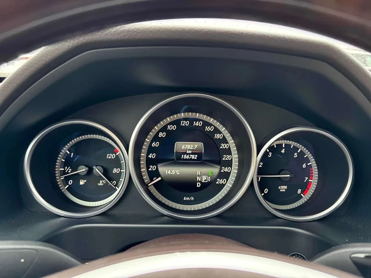 Mercedes-Benz E 300, снимка 8 - Автомобили и джипове - 56732287